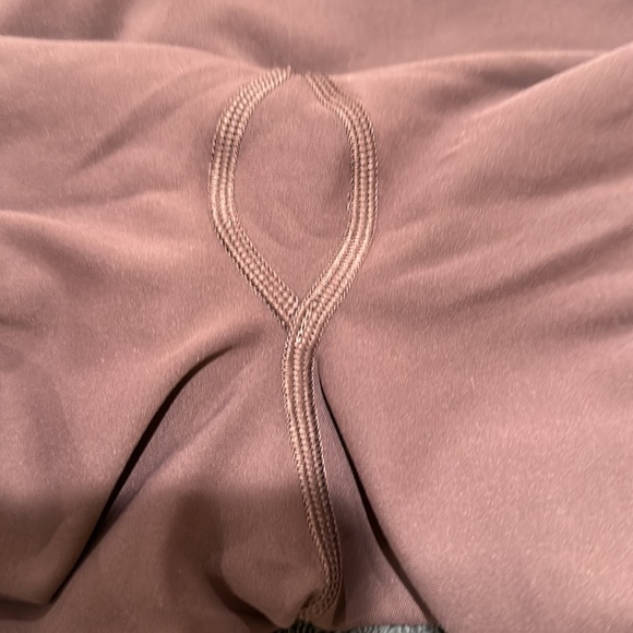 Lululemon x Soulcycle To The Beat Leggings 23” in Purple Taupe - Size 6 - Picture 7 of 10